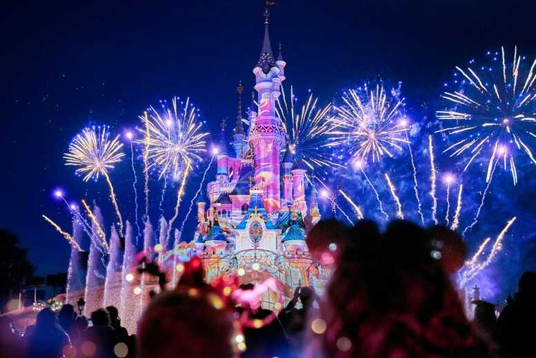 4* Paris Family City Break with Disneyland Park Tickets, Breakfast & Return Flights | Wowcher