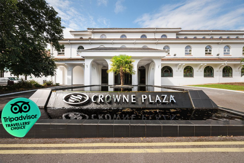 4* Spa Break at Crowne Plaza Gerrards Cross, Buckinghamshire for 2 with Breakfast, Leisure Access & Late Checkout – Dinner & Room Upgrade Options | Wo