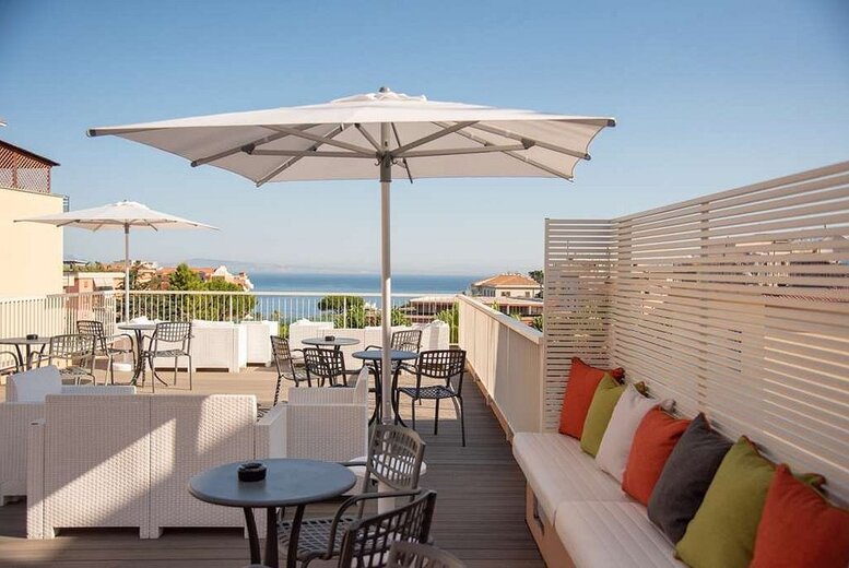 4* Central Sorrento Beach Break with Award Winning Hotel, Breakfast & Return Flights – Amalfi Coast Holiday | Wowcher