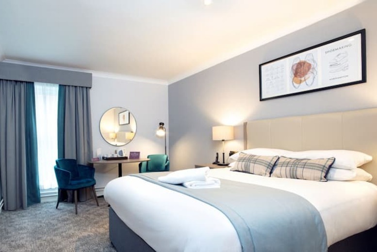 4* Eastwood Hall Spa Break: Nottinghamshire Stay with Dining, Cream Tea & Leisure Access for 2 – Room Upgrades Available! | Wowcher 4* Eastwood Hall Spa Break: Nottinghamshire Stay with Dining, Cream Tea & Leisure Access for 2 – Room Upgrades Available! | Wowcher