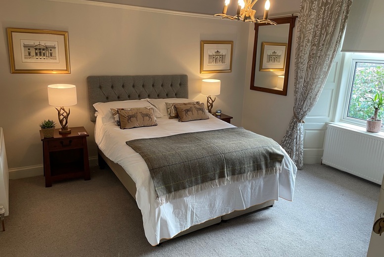 The Shore House Lochgoilhead Boutique Stay for 2 – Breakfast, Artisan Pizza, Wine & Shortbread – Scenic Scotland Escape | Wowcher The Shore House Lochgoilhead Boutique Stay for 2 – Breakfast, Artisan Pizza, Wine & Shortbread – Scenic Scotland Escape | Wowcher
