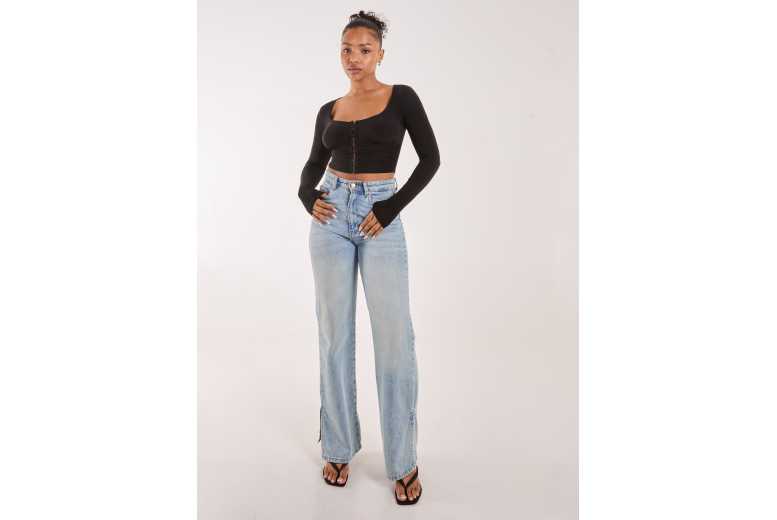 Unisex Black Pink Vanilla Hook and Eye Long Sleeve Top – Stretch Fit, Trendy UK-Made Blouse | Wowcher Unisex Black Pink Vanilla Hook and Eye Long Sleeve Top – Stretch Fit, Trendy UK-Made Blouse | Wowcher