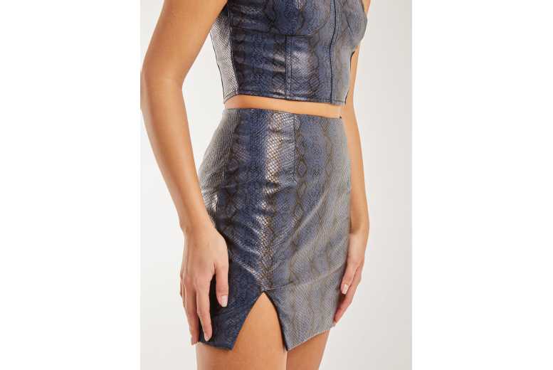 Women’s Blue Pink Vanilla PU Snake Print Split Bandeau Mini Skirt – Faux Leather, Figure-Hugging, Night Out Essential | Wowcher Women’s Blue Pink Vanilla PU Snake Print Split Bandeau Mini Skirt – Faux Leather, Figure-Hugging, Night Out Essential | Wowcher