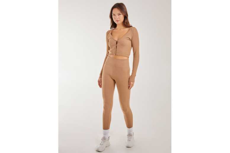 Unisex Camel Pink Vanilla Rib Long Sleeve Button Down Top – Stretch Nylon Blend, Slim Fit, Trendy Gym Shirt | Wowcher