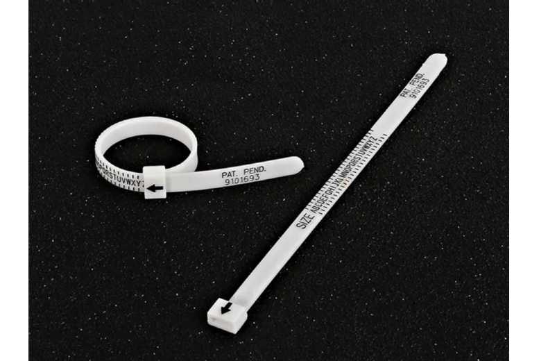 UK Adjustable Ring Sizer Finger Measurement Tool A-Z for Unisex | Wowcher