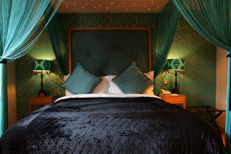 4* Glenskirlie Castle Hotel Glasgow City Break for Two – Breakfast, Late Checkout & Dinner Credit Upgrade | Wowcher