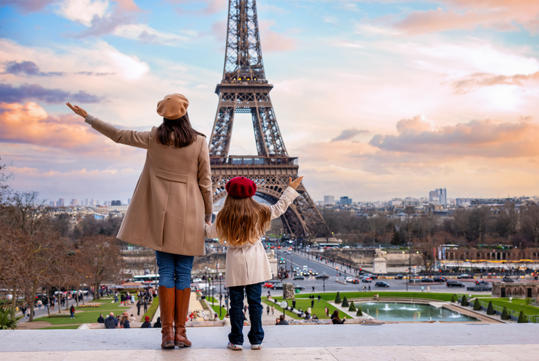 Disneyland Paris Christmas Family Holiday Includes Hotel, Flights & Park Tickets | Wowcher Disneyland Paris Christmas Family Holiday Includes Hotel, Flights & Park Tickets | Wowcher