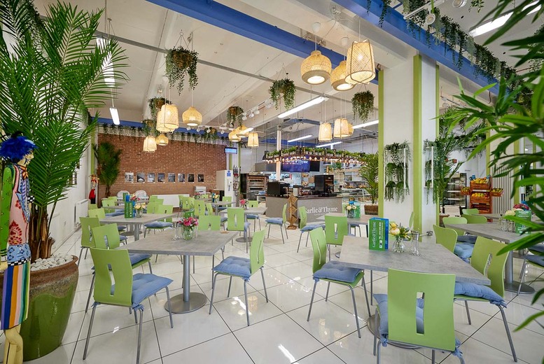 2-Course Italian Meal With A Glass Of Wine Each for 2-4 People – Garlic and Thyme, Glasgow | Wowcher