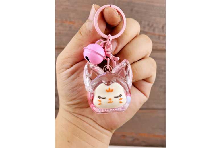 Unisex Black Creative Quicksand Fox Keychain Pendant – Colourful ABS Accessory | Wowcher