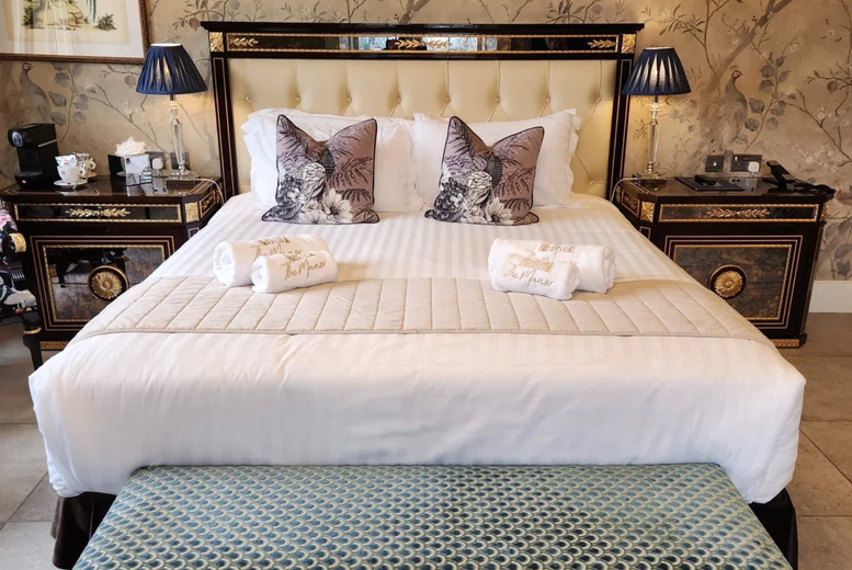 Indulgent One-Night Escape for Two at Weston Manor Hotel, Oxfordshire | Wowcher Indulgent One-Night Escape for Two at Weston Manor Hotel, Oxfordshire | Wowcher