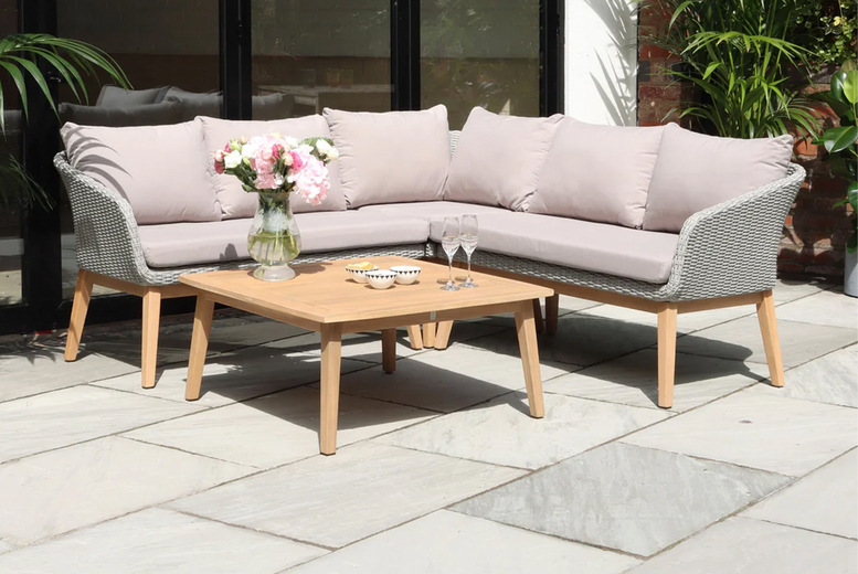 5-Seater Weather-Resistant PU Rattan Corner Sofa Set with Coffee Table – Modern Garden Lounge | Wowcher 5-Seater Weather-Resistant PU Rattan Corner Sofa Set with Coffee Table – Modern Garden Lounge | Wowcher