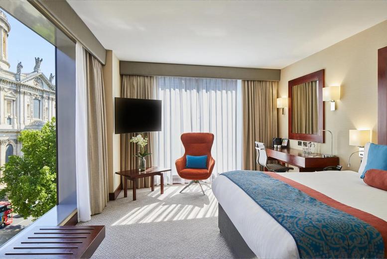 Festive Break for Two at Leonardo Royal Hotel St Pauls – Superior King Room & Leisure Facilities | Wowcher