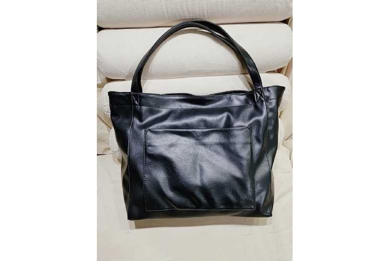 Unisex Black Vintage Style Vegan Leather Tote Bag – Spacious Classic Handbag, 7 Colours | Wowcher Unisex Black Vintage Style Vegan Leather Tote Bag – Spacious Classic Handbag, 7 Colours | Wowcher