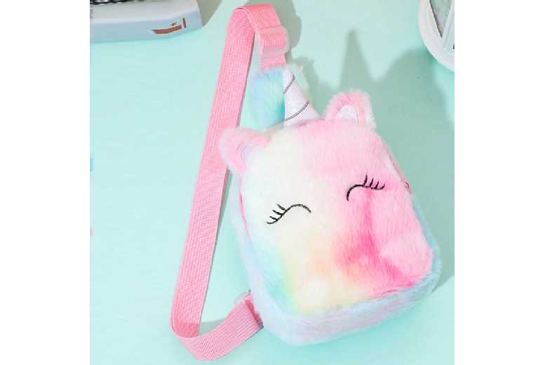 Unicorn Children’s Travel Chest Bag – Lightweight, Adjustable, Ages 3-10, Fun Unicorn Design | Wowcher