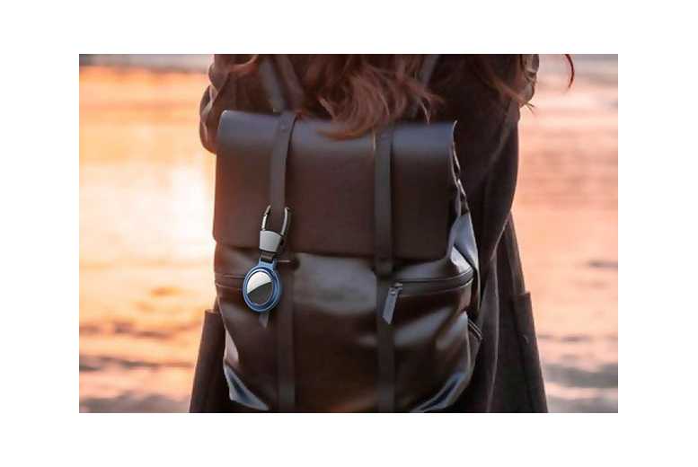 Unisex Black Aluminium Magnetic AirTag Key Ring Holders – 4-Pack, Lightweight Protective Cases | Wowcher