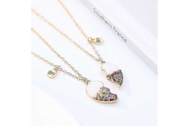 2pcs Personalised Magnetic Heart Pendant Necklace for Women – Friendship Jewellery Gift | Wowcher