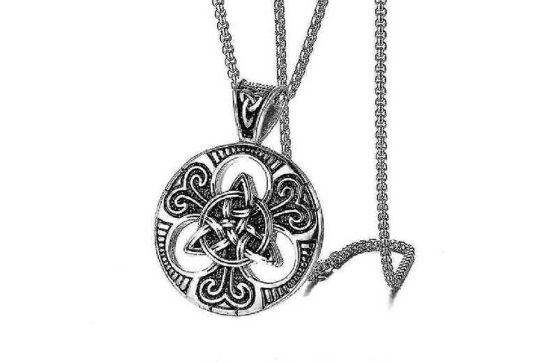 Sterling Silver Scottish Circle Pendant Necklace for Women & Men – Adjustable Chain, Statement Jewellery | Wowcher Sterling Silver Scottish Circle Pendant Necklace for Women & Men – Adjustable Chain, Statement Jewellery | Wowcher