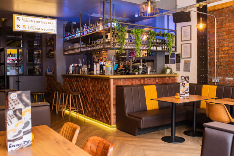 Burger or Burrito Meal with a Cocktail or Lager for 2 – Northern Quarter – Weekend Availability | Wowcher