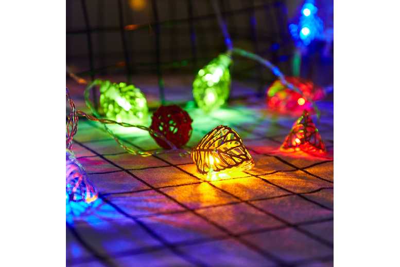 Golden Leaf LED String Lights – 1.5m, IP65 Waterproof, Battery Powered | Wowcher