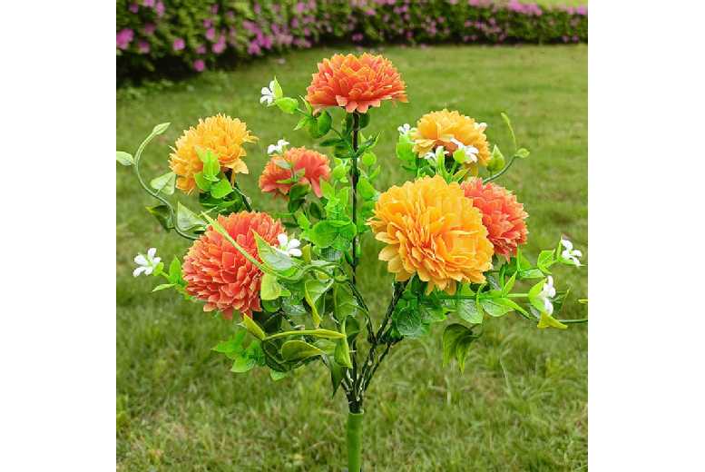 Solar LED Lilac Flower Garden Light – Weatherproof Outdoor Pathway Lighting | Wowcher