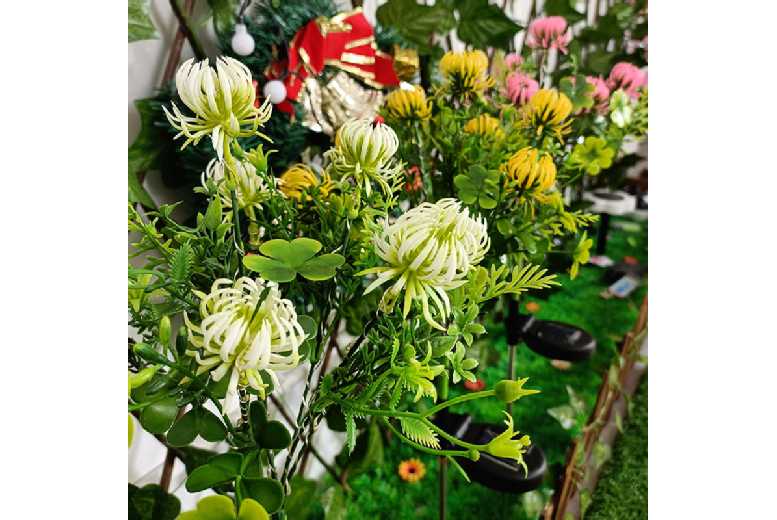 42LED Solar Camellia Garden Light – Weatherproof Outdoor LED Stake | Wowcher 42LED Solar Camellia Garden Light – Weatherproof Outdoor LED Stake | Wowcher