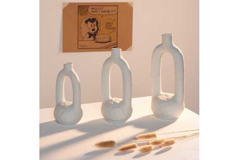 Modern Grey Ceramic Vase – Unglazed, Minimalist Table Decor, Multiple Sizes | Wowcher