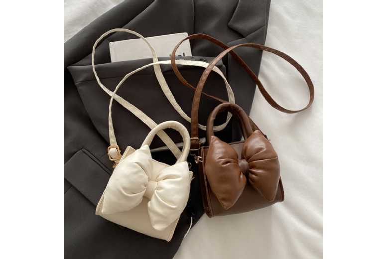 Unisex Red Crossbody Small Square Purse – Lightweight Bow Handbag, Multiway Strap, Compact Everyday Bag | Wowcher