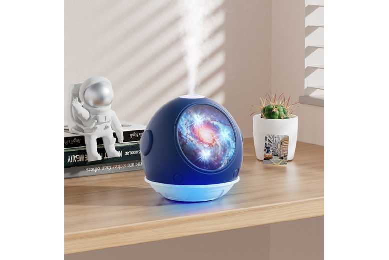 Space Capsule Ultrasonic Humidifier – Modern Tabletop Air Purifier & Aromatherapy Decor (110ml, USB, Silent) | Wowcher
