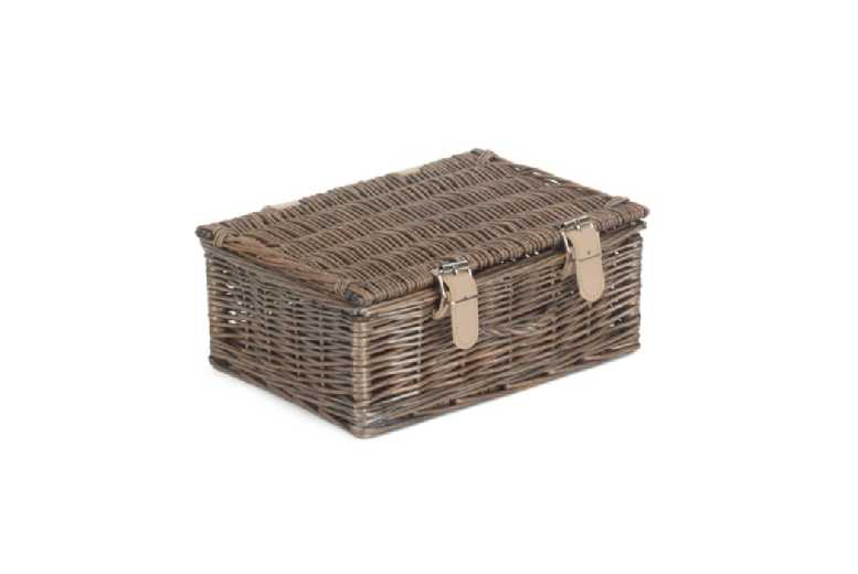 Antique Wicker Picnic Basket with Willow Handle – Portable Outdoor Dining Hamper | Wowcher