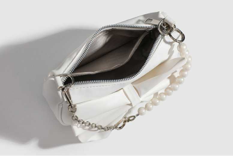 Black Butterfly Minimalist Shoulder Bag – Lightweight Everyday Purse with Adjustable Strap & Multiple Compartments | Wowcher Black Butterfly Minimalist Shoulder Bag – Lightweight Everyday Purse with Adjustable Strap & Multiple Compartments | Wowcher