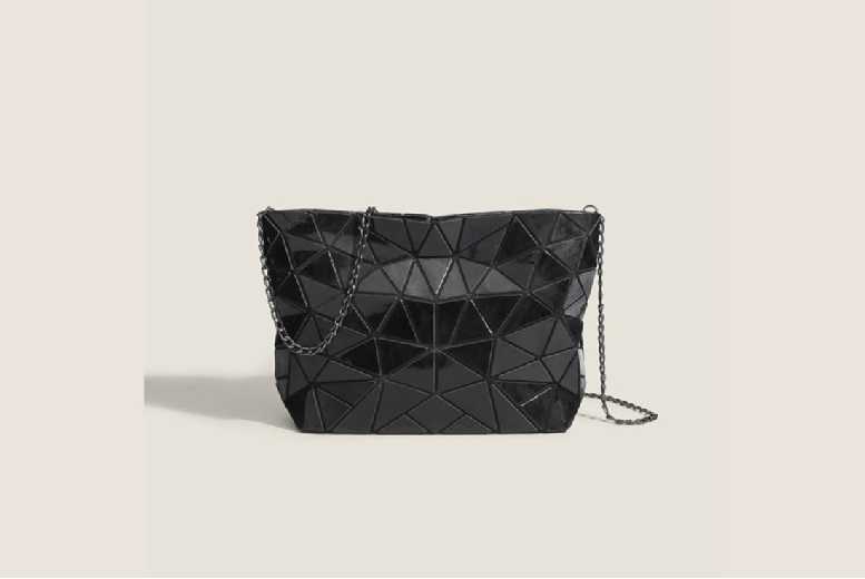 Black Minimalist Triangular-Patch Women’s Crossbody Shoulder Bag – Adjustable Strap, Coin Purse, Versatile Style | Wowcher Black Minimalist Triangular-Patch Women’s Crossbody Shoulder Bag – Adjustable Strap, Coin Purse, Versatile Style | Wowcher