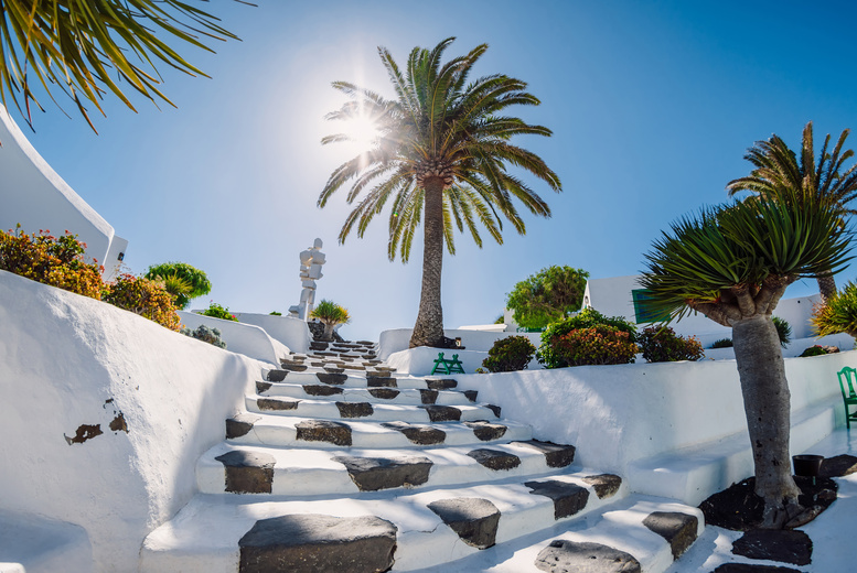 Luxury 4* Lanzarote All-Inclusive Beach Holiday with Return Flights and Ocean Views! | Wowcher Luxury 4* Lanzarote All-Inclusive Beach Holiday with Return Flights and Ocean Views! | Wowcher