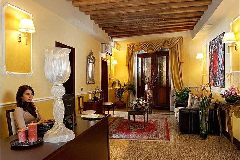Christmas at Venice Islands: Central Hotel Stay & Flights | Wowcher Christmas at Venice Islands: Central Hotel Stay & Flights | Wowcher