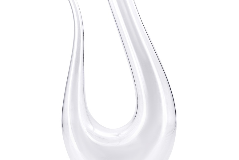 Borosilicate Glass U-Shape Wine Decanter Carafe – 1.5L Elegant Tableware Pourer | Wowcher Borosilicate Glass U-Shape Wine Decanter Carafe – 1.5L Elegant Tableware Pourer | Wowcher