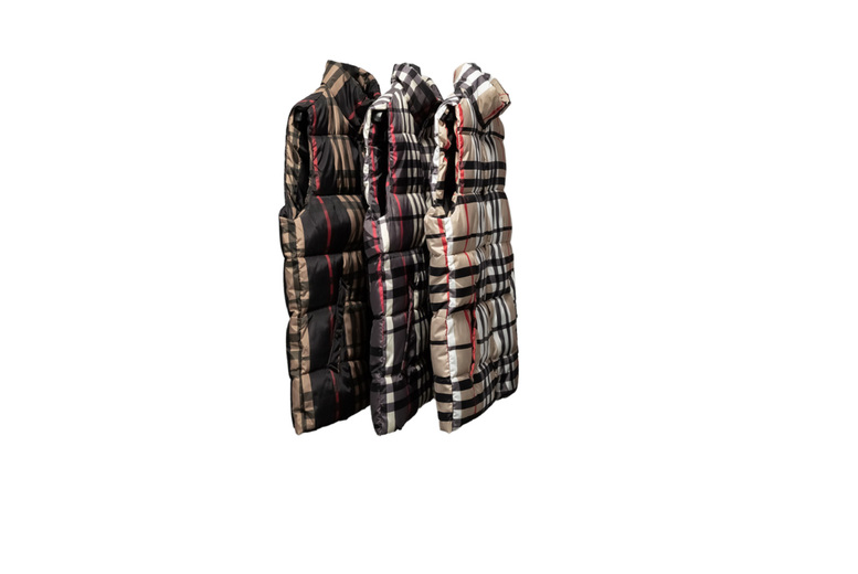 Burberry- Men’s Plaid Printed Winter Gilet – 7 Sizes, 3 Colours | Wowcher