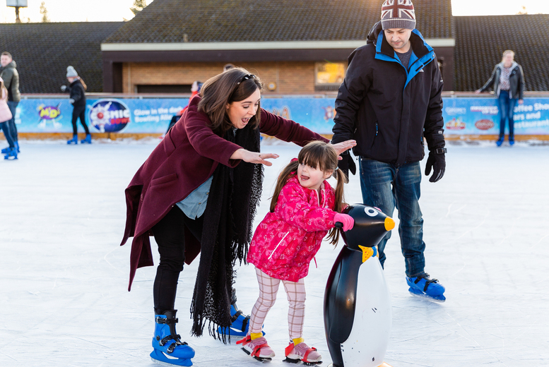 M&D’s On Ice: Undercover Ice Rink 45 Min Skating Session with Hot Chocolate Royale – M&D’s Scotland’s Theme Park | Wowcher