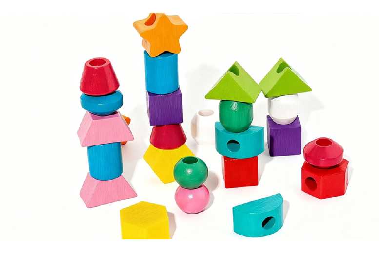 Kids Lacing Beads Sequencing STEM Building Set – Educational Wooden Toy for Ages 4+ | Wowcher
