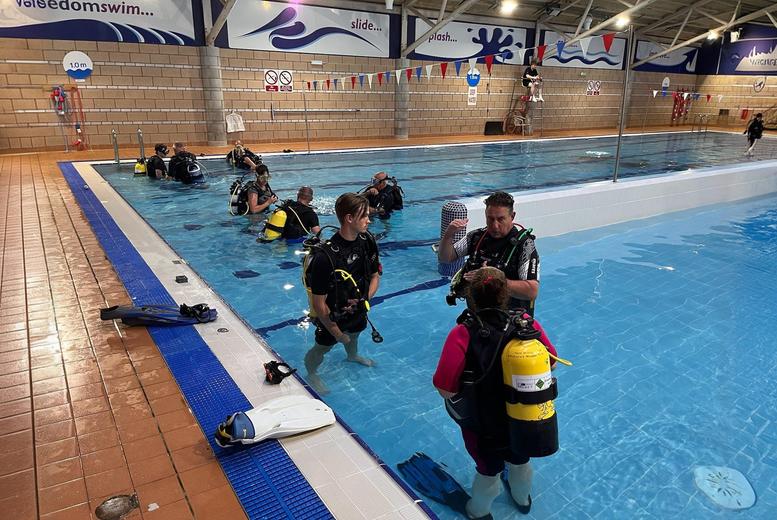 Beginners Scuba Diving Lesson in a Heated Pool – East Sussex | Wowcher