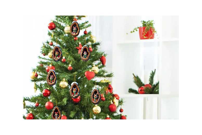 24-Piece Festive Christmas Tree Hanging Ornaments Advent Calendar – For Kids & Families | Wowcher
