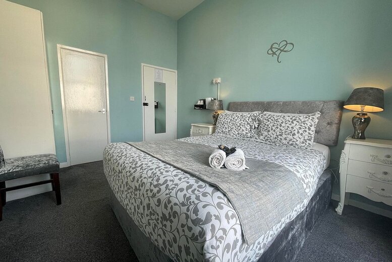 The Jubilee Hotel, Dorset for 2: Breakfast, Cocktails & Spa Discounts – Cream Tea Upgrade! | Wowcher