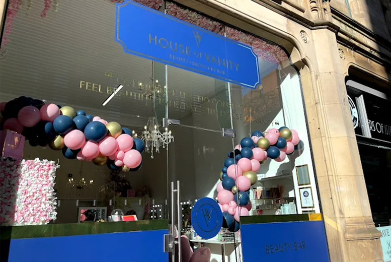 30 or 60-Min Japanese Head Spa Treatments for Deep Relaxation and Hair Rejuvenation | Wowcher