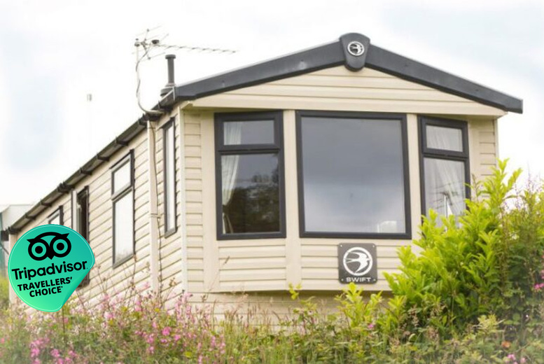 Cornwall Caravan Holiday Stay For Up To 6: 2-7 Night Options With Leisure Access | Wowcher Cornwall Caravan Holiday Stay For Up To 6: 2-7 Night Options With Leisure Access | Wowcher