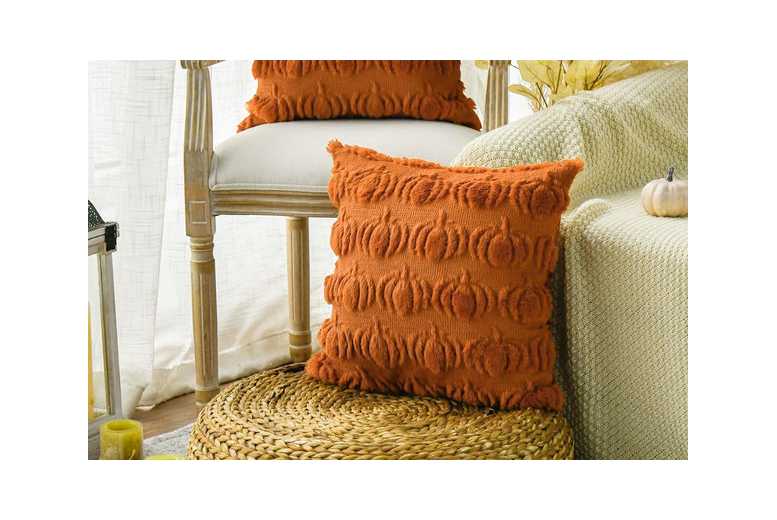 Pumpkin Print Plush Sofa Cushion Cover – 45x45cm Halloween Decor | Wowcher
