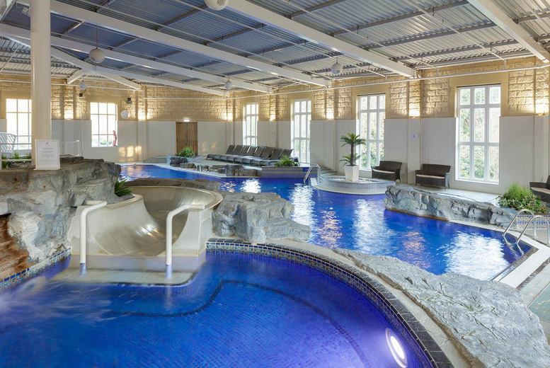 4* Spa Day with Treatments, Spa Access, Lunch & Prosecco – Choice of 1 or 2 Treatments at 18 UK Locations | Wowcher