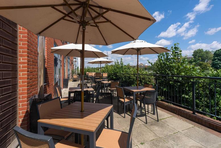 Ipswich Hotel Stay with Breakfast & Late Checkout – Wine & Pizza Upgrade! | Wowcher