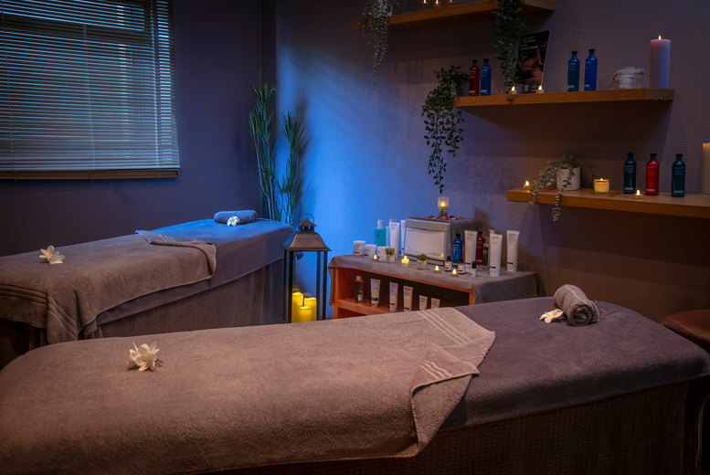4* Couples Spa Day with Treatments, Spa Access, Lunch & Prosecco – Choice of 1 or 2 Treatments at 18 UK Locations | Wowcher 4* Couples Spa Day with Treatments, Spa Access, Lunch & Prosecco – Choice of 1 or 2 Treatments at 18 UK Locations | Wowcher