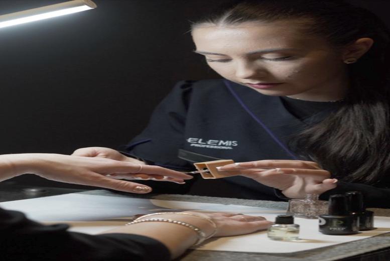 4* Mother Daughter Spa Day with Treatments, Spa Access, Lunch & Prosecco – Choice of 1 or 2 Treatments at 18 UK Locations | Wowcher 4* Mother Daughter Spa Day with Treatments, Spa Access, Lunch & Prosecco – Choice of 1 or 2 Treatments at 18 UK Locations | Wowcher