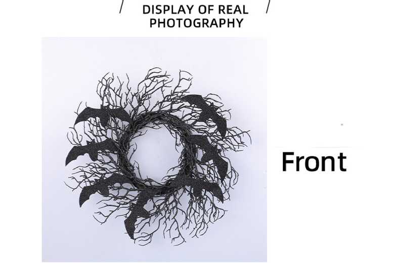 Halloween Bat Vine Wreath Wall Art – Black Plastic, 40cm, Spooky Decorative Accent | Wowcher