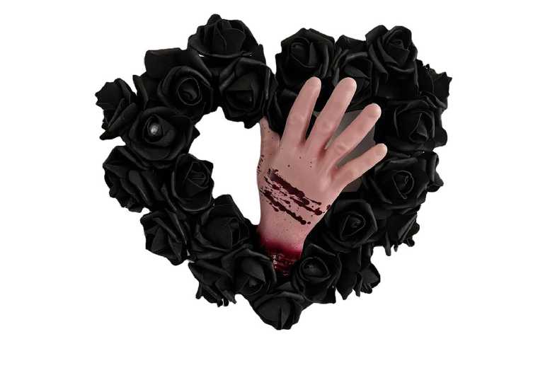 Halloween Bloody Hand Ivy Rattan Garland – Foam Plastic Horror Wall Decor | Wowcher