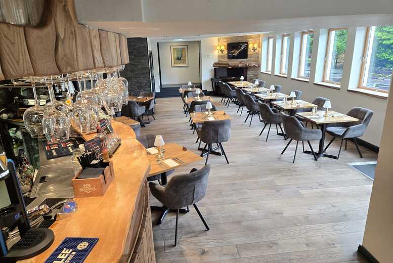 Two-Course Lunch with Optional Drink and Alfresco Dining Experience for 2, 3 or 4 Guests | Wowcher